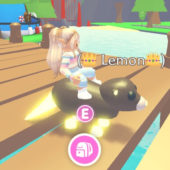 Mega Neon Otter - Picture 2 of 4